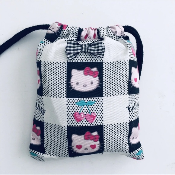 Hello Kitty Travel Slippers with Drawstring Pouch 2007 Very Handy 5/6 Sanrio ‘07 - Picture 6 of 8